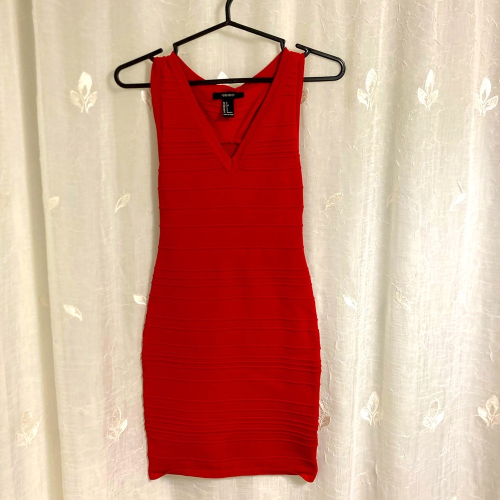 5 for $25! Forever 21 bandage dress with back cut out